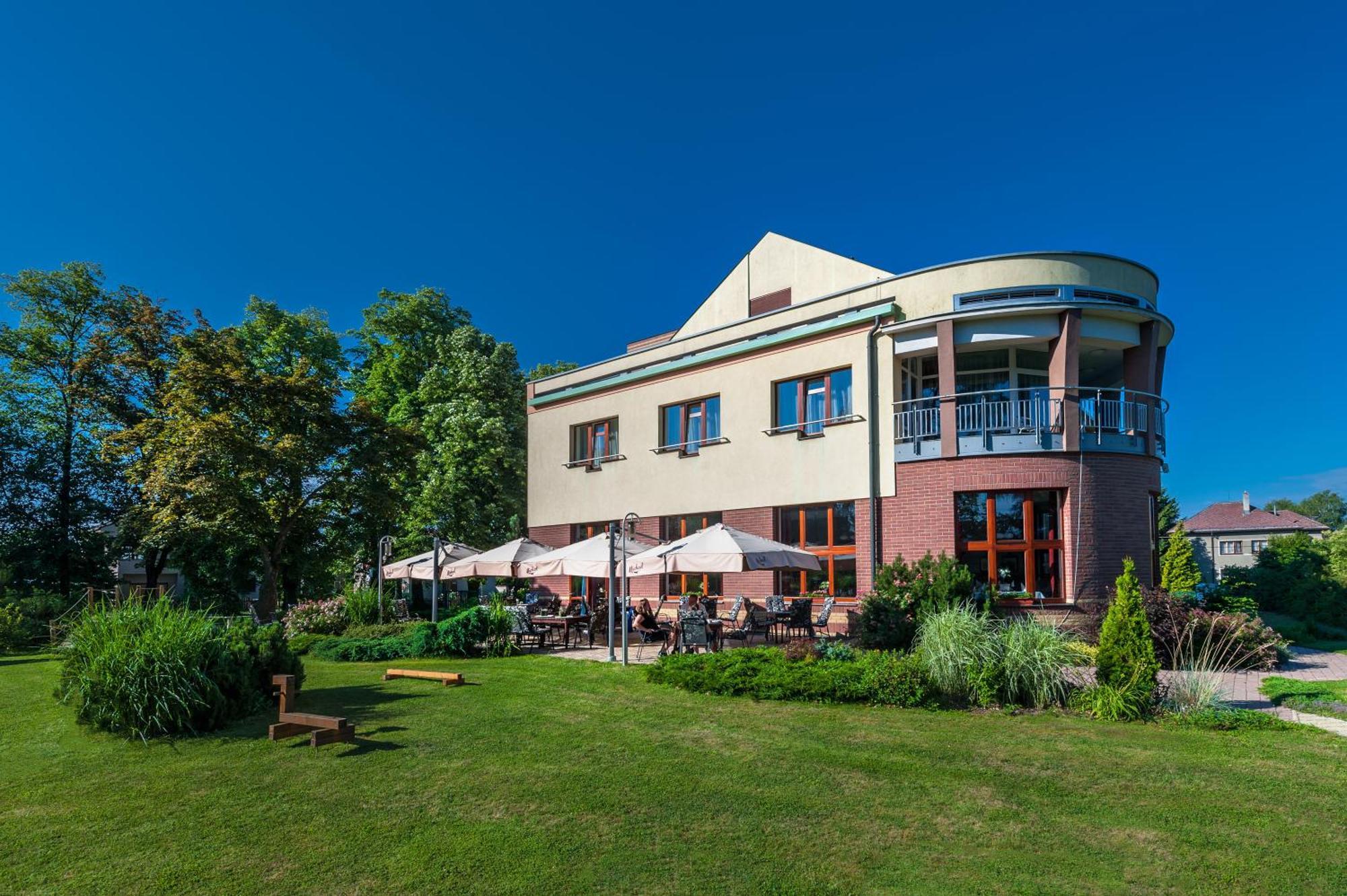 April hotel Panorama Rychnov nad Kneznou Esterno foto
