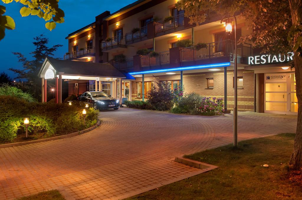 April hotel Panorama Rychnov nad Kneznou Esterno foto